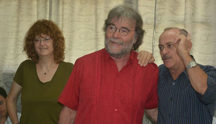 La colaboración de Reiner, Hilde y un grupo de sus amigos de Stuttgart ha facilitado la realización en Pinar del Río de aproximadamente 30 000 cirugías de mínimo acceso en los últimos 20 años.