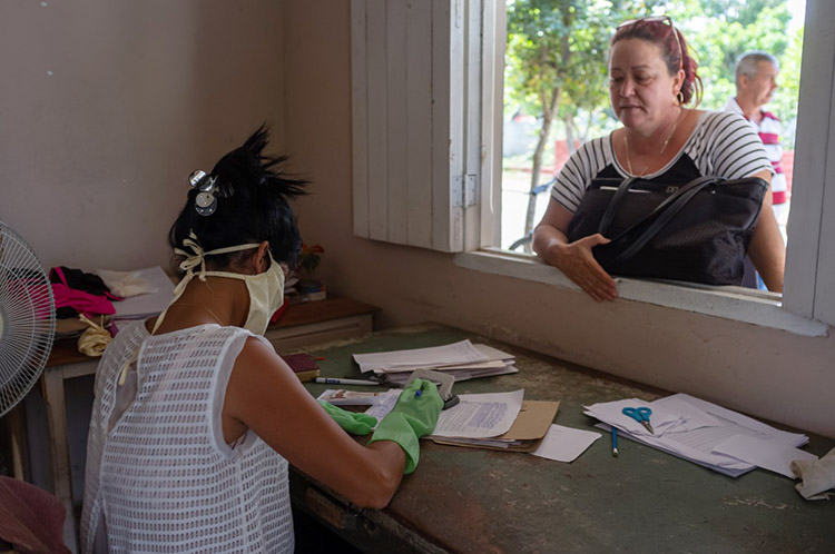 Viñales: un epicentro turístico contra el coronavirus Los arrendatarios de vivienda solicitan disciplinadamente y con conciencia ciudadana el cese temporal de sus actividades.