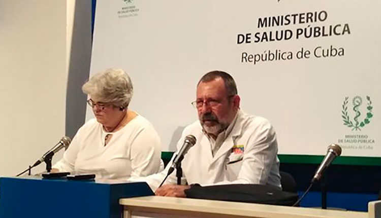 Conferencia de prensa sobre el enfrentamiento a la COVID-19 en Cuba desde el Centro de Prensa Internacional. / Foto: Francisco Rodríguez Cruz/Facebook.