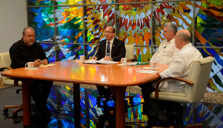 Regulará Cuba la entrada al país, anuncia Díaz-Canel Miguel Díaz-Canel Bermúdez, Presidente de la República de Cuba en la Mesa Redonda