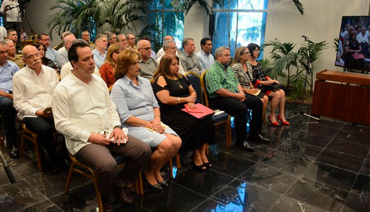Regulará Cuba la entrada al país, anuncia Díaz-Canel Miguel Díaz-Canel Bermúdez, Presidente de la República de Cuba