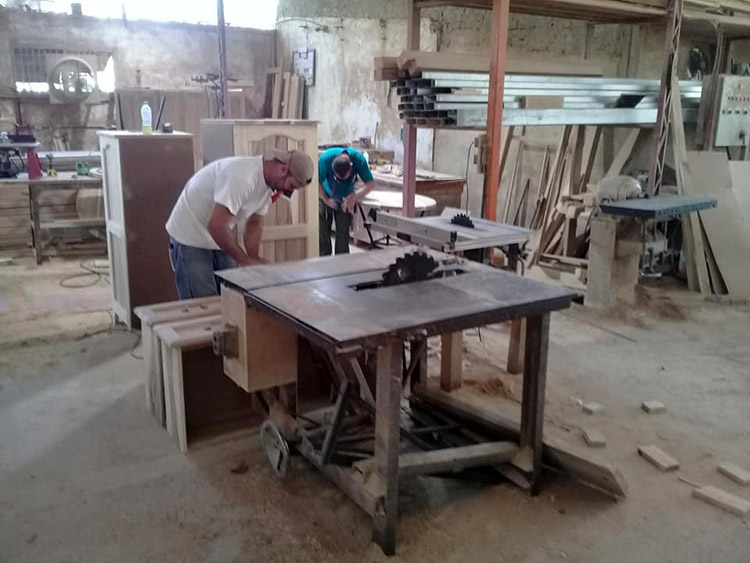 Proyecto Fidias extrema medidas de higiene contra COVID-19 Taller en el Proyecto Fidias
