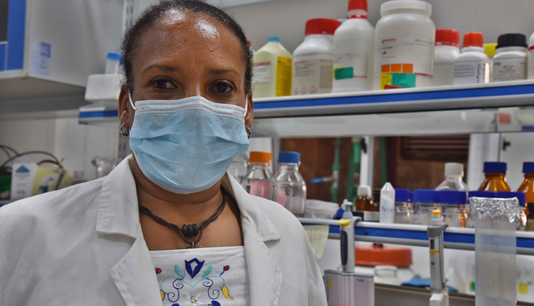 Centro de Inmunología Molecular aporta en el enfrentamiento a la epidemia en Cuba Centro de Inmunología Molecular aporta en el enfrentamiento a la epidemia en Cuba