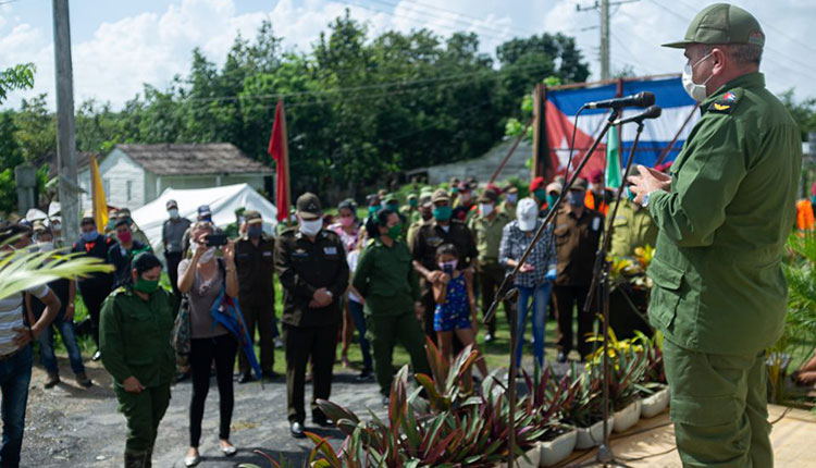 Concluyó la cuarentena en la comunidad La Ceiba del municipio Guane “Mantuvimos especial atención a los grupos de riesgo, para lo que censamos la población, de modo que las estructuras brindaran servicios que respondieran realmente a las demandas de las personas”, declaró Díaz Roque.