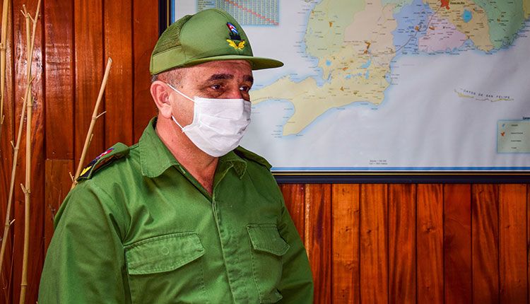 «Con los pinareños se puede contar» Julio César Rodríguez Pimentel, presidente del Consejo de Defensa Provincial en Pinar del Río. / Foto: Januar Valdés Barrios