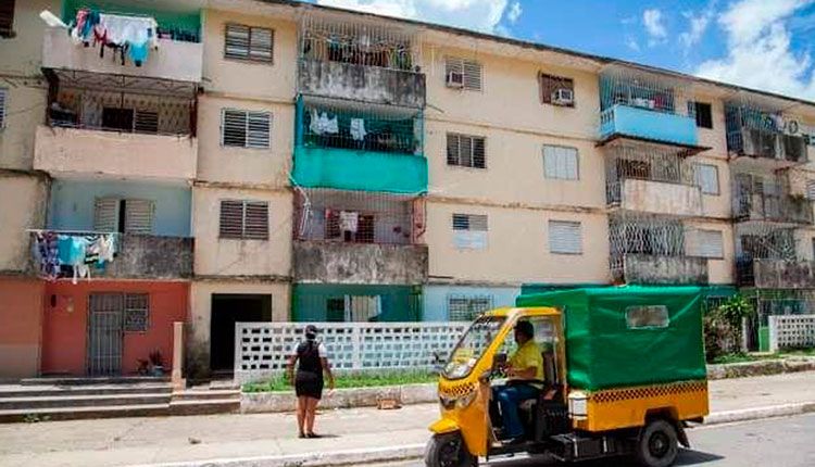 Triciclos en Pinar del Río apoyan labores de distribución de alimentos Triciclos en Pinar del Río apoyan labores de distribución de alimentos