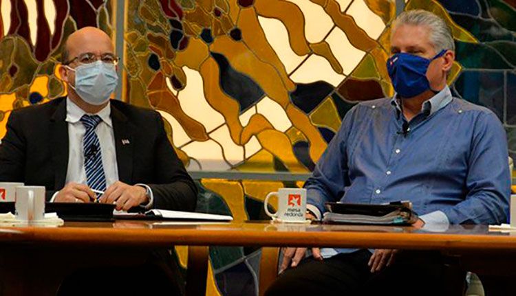Gobierno cubano informa sobre medidas para la recuperación tras la epidemia de la COVID-19 El presidente cubano comparece este jueves en la Mesa Redonda.