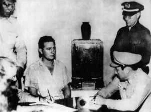 El alegato que movió a un pueblo a la victoria Fidel Castro cuando fue arrestado en julio de 1953, luego del ataque al cuartel Moncada.