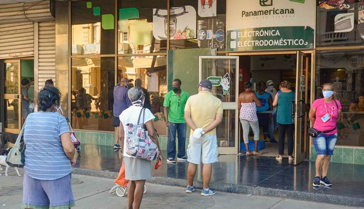 Habilitan locales en La Habana donde solicitar tarjetas de uso temporal Habilitan locales en La Habana donde solicitar tarjetas de uso temporal