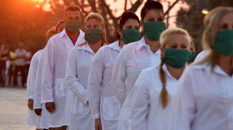 La salud en Cuba, entre los más elementales derechos medicos cubanos