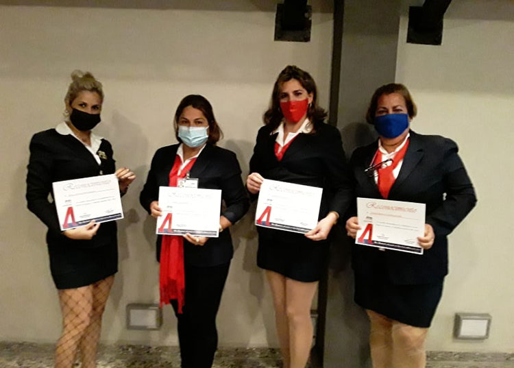 Continúa Artex en Pinar del Río diversificando su oferta cultural La sucursal de Artex reconoce a sus trabajadores distinguidos, cuadros, y colectivos laborales destacados.