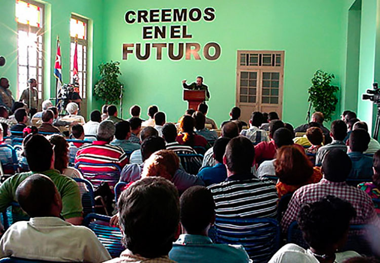 Palacio de Computación en Pinar del Río: dos décadas potenciando la cultura informática del pueblo Alocución de Fidel en el acto de reapertura