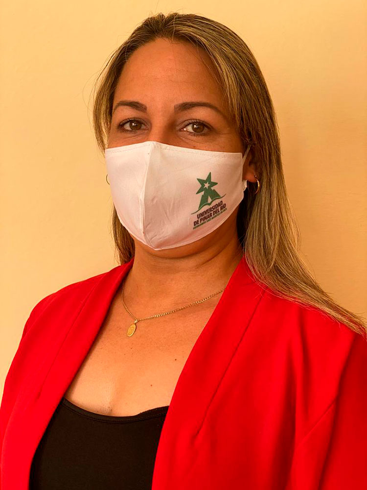 En Pinar del Río, mujeres de premios Yamira Mirabal González: “La investigación aborda una problemática de importancia estratégica para Cuba, a partir de las prioridades definidas en el Plan Nacional de Desarrollo Económico y Social hasta el 2030 y los Lineamientos del Partido y la Revolución para el período 2016-2021”.