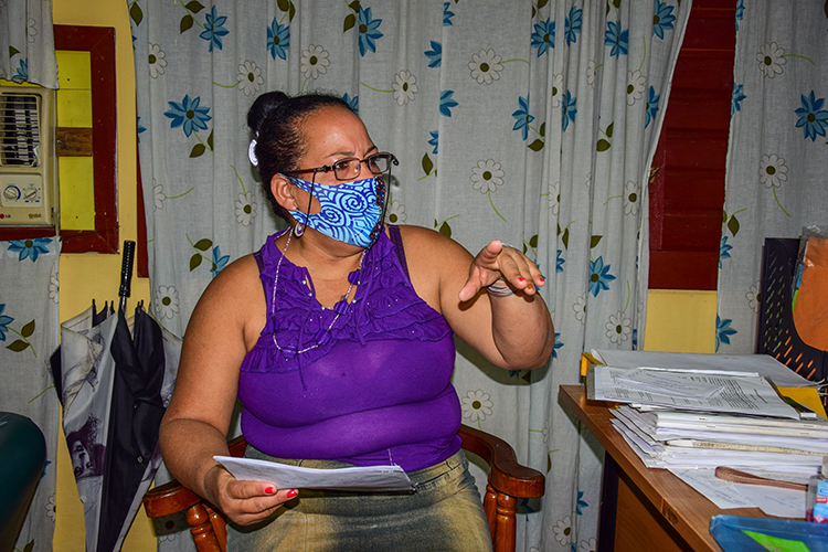 Educar la sensibilidad (I) Limay Ly Francisco, jefa del departamento jurídico de la delegación Provincial de la Agricultura, fundamentó la importancia de que todos los organismos implicados cumplan con el rol que les corresponde