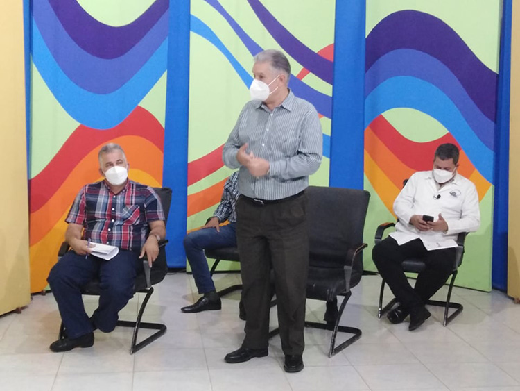 Jueves de Debate: Pinar del Río en medio del peor escenario epidemiológico por la COVID-19 (+Video) Viceprimer ministro Alejandro Gil Fernández: Estamos en el peor escenario pero el éxito está en el cumplimiento de lo ya establecido