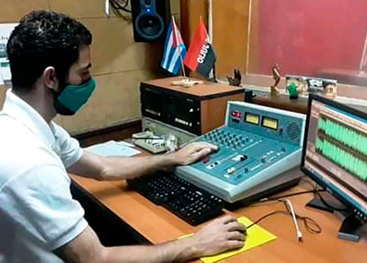Radio Guamá, una programación para la familia pinareña en tiempos de COVID-19 (+Fotos y Video) Radio Guamá, una programación para la familia pinareña en tiempos de COVID-19