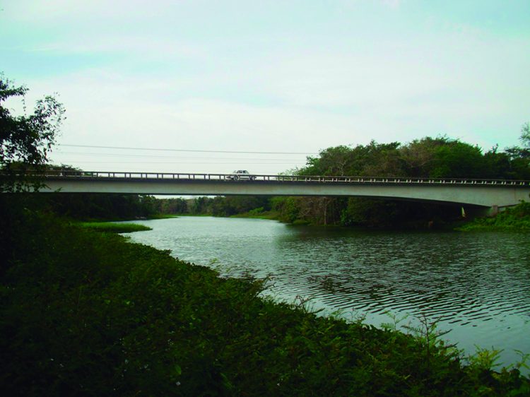 Provincia Pinar del Río: Guane y su historia Las aguas del río Cuyaguateje son de relevante importancia para su desarrollo agropecuario.