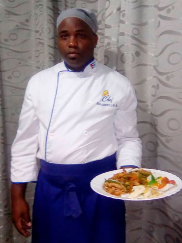 Cuando cocinar se torna pasión A sus 33 años, Rigoberto ostenta el título de chef internacional