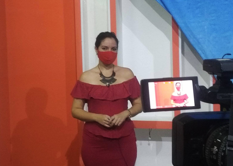 Yanetsy Ariste: ¿escritora, periodista o crítica de arte? Yanetsy Ariste: ¿escritora, periodista o crítica de arte?