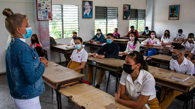 Retornan las actividades docentes presenciales en Pinar del Río Curso escolar en Pinar del Río