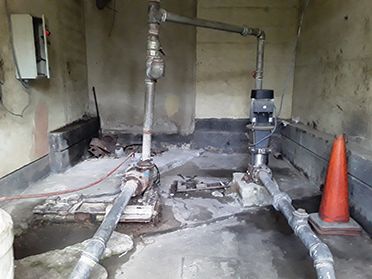 Los caminos del agua en Pinar del Río De las dos bombas de agua que deben funcionar en el edificio 12 Plantas solo una opera. La otra espera hace años por un arreglo, una de las cuestiones que dificulta la calidad del servicio.