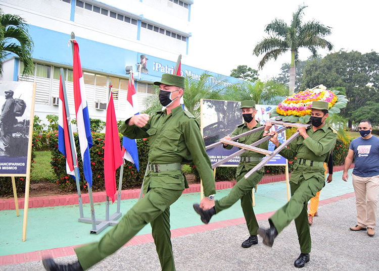 Celebran en Pinar del Río acto por el triunfo de la Revolución Celebran en Pinar del Río acto por el triunfo de la Revolución