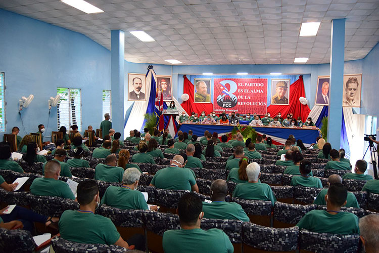 El Partido en Minas de Matahambre en vínculo con el pueblo asamblea del pcc en minas de matahambre 1