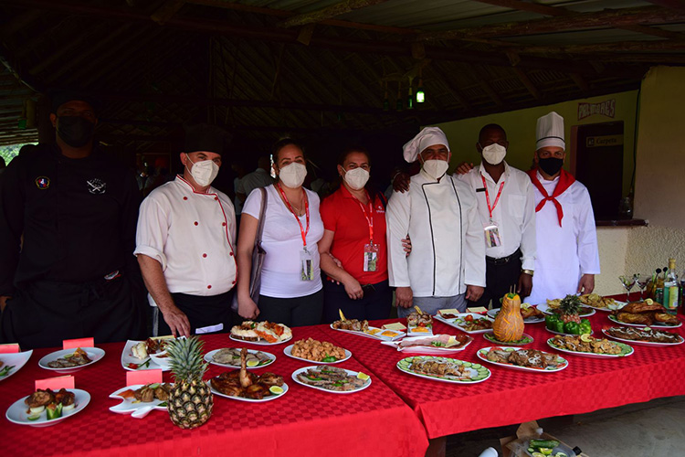 Fortalecen vínculos Agricultura y Turismo en Pinar del Río Fortalecen vínculos Agricultura y Turismo en Pinar del Río