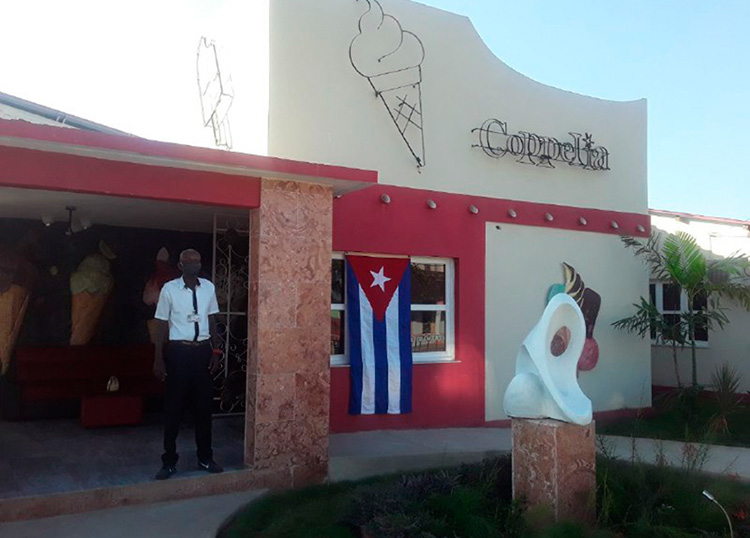 Coppelia Los Palacios en Pinar del Río, camino hacia la mediana empresa estatal Coppelia Los Palacios