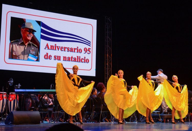 Homenaje al Comandante Juan Almeida Bosque 4