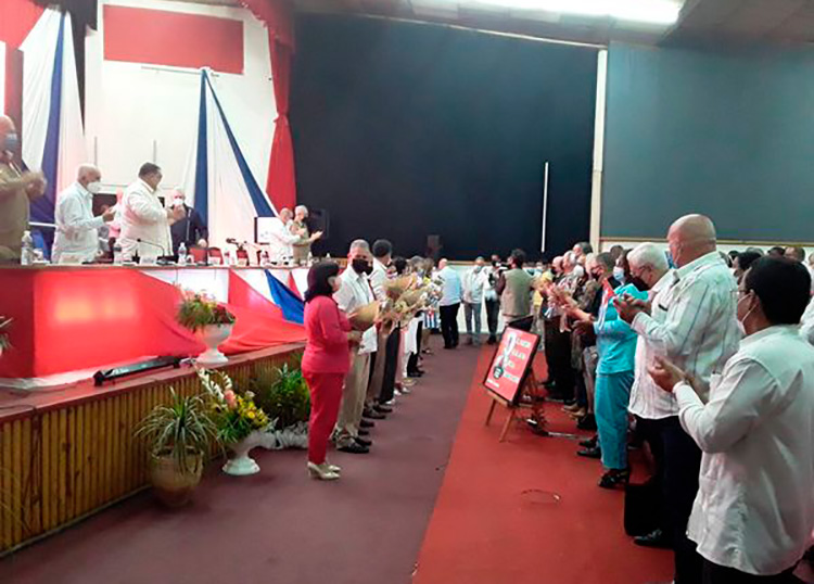 Minuto a minuto: Sesionó asamblea provincial del Partido en Pinar del Río Se elige a Yamilé Ramos Cordero como primera secretaria del Partido en la provincia.