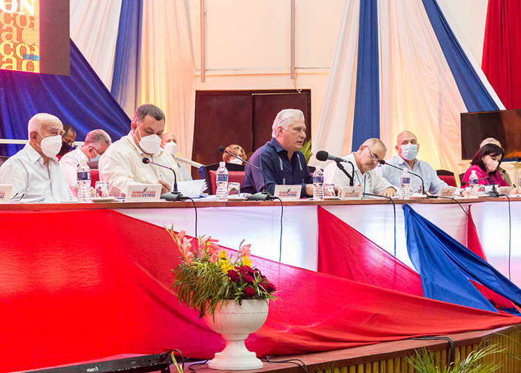 Presidió Díaz-Canel asamblea de balance del Partido en Pinar del Río Miguel Díaz-Canel Bermúdez, primer secretario del Comité Central y presidente de la República de Cuba, presidió la asamblea provincial de balance del Partido en Pinar del Río / Foto: Jaliosky Ajete Rabeiro