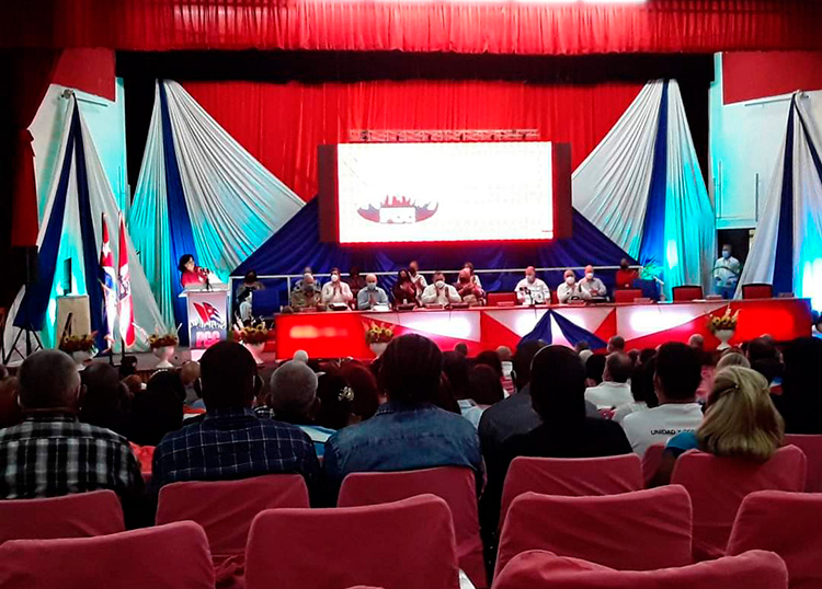 Minuto a minuto: Sesionó asamblea provincial del Partido en Pinar del Río Comienza en Pinar del Río la asamblea de balance del PCC, primera que se realiza en el país. Asisten a la cita 248 delegados de toda la provincia.