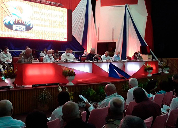 Minuto a minuto: Sesionó asamblea provincial del Partido en Pinar del Río El primer secretario del PCC y presidente de la República, Miguel Díaz-Canel Bermúdez, de dirigió a los asistentes