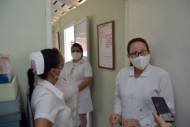 En Pinar del Río la salud a cargo de todos La doctora Mayda Gladys Miranda Caraballo asegura que lo más importante es que las empresas que asuman la tarea lo hagan con total responsabilidad y sentido de pertenencia.