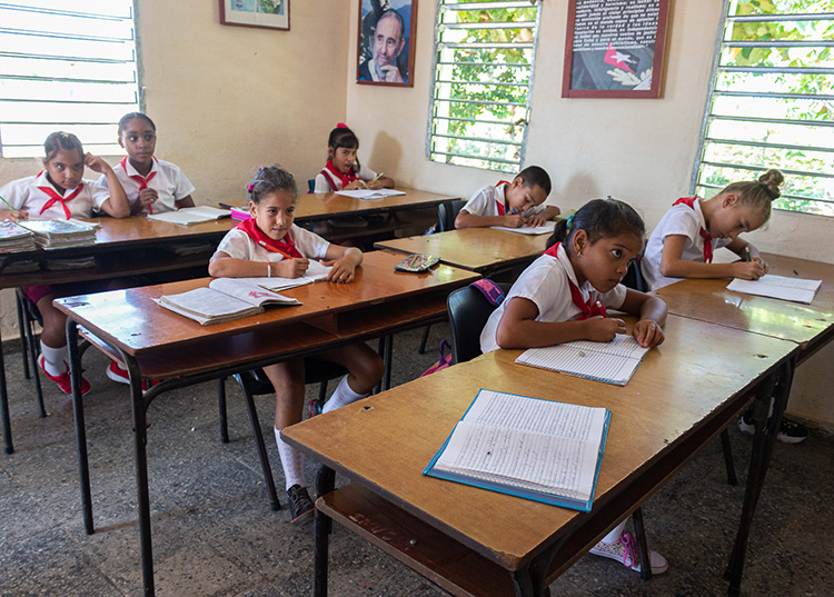 En Pinar del Río, transformar desde la participación La escuela primaria Ormani Arenado LLonch es el orgullo de la comunidad / Foto: Jaliosky Ajete Rabeiro