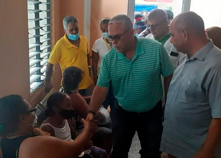 Se extiende incendio de grandes proporciones en Matanzas con decenas de lesionados (Minuto a minuto) Las máximas autoridades de La Habana se interesaron por cada caso.Foto: Tribuna de La Habana.