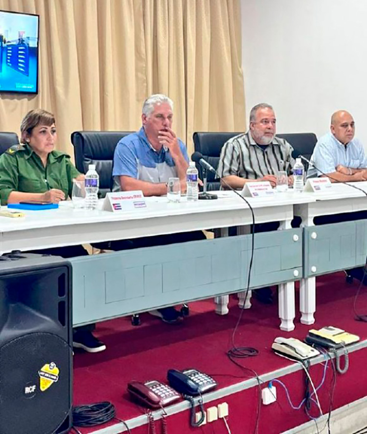 Se extiende incendio de grandes proporciones en Matanzas con decenas de lesionados (Minuto a minuto) Foto: @PresidenciaCuba