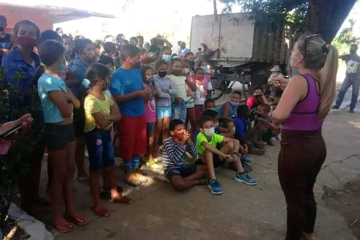 RevolucionArte, un proyecto para soñar Anieska Díaz Sánchez, directora de la Casa de Cultura Municipal e integrante del proyecto