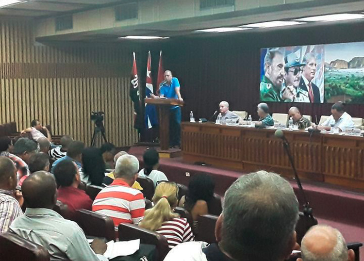 Chequean en Pinar del Río aspectos relacionados con la agricultura (Minuto a minuto) "Esperamos obtener un rendimiento por encima de 1.41 toneladas por hectárea".