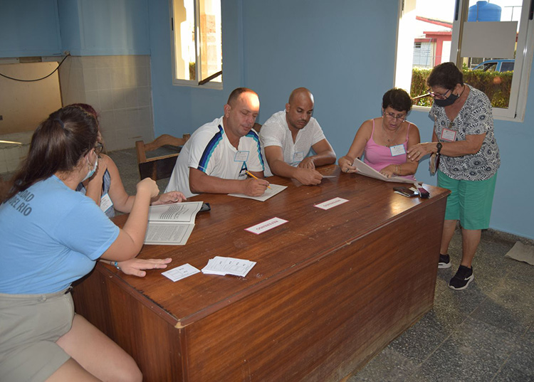 Alistan colegios electorales especiales en Pinar del Río Alistan colegios electorales especiales en Pinar del Río