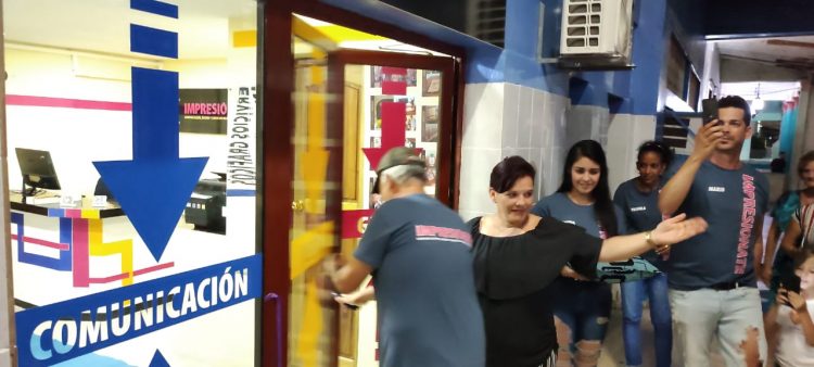 Diseño y comunicación al alcance del público en Pinar del Río inauguracion impresionate