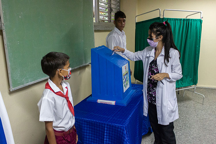 Participa, tu voto cuenta votacion codigo de las familias pinar del rio 5