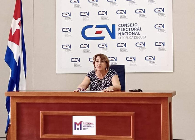 Minuto a minuto: Siga desde Pinar del Río las elecciones municipales del Poder Popular Deben votar en el país 8 millones 351 mil 311 electores de acuerdo al parte básico, y lo harán en 12 437 circunscripciones.
