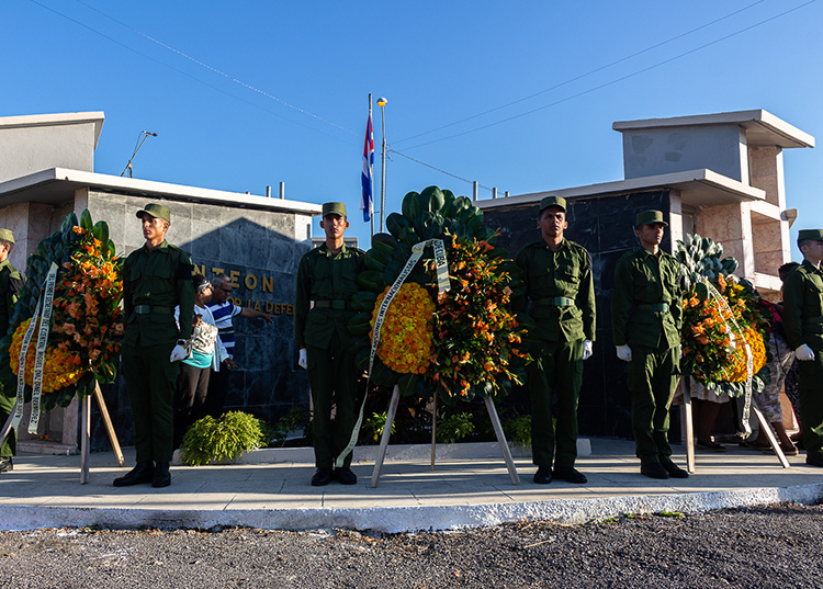 Honran a mártires de la patria en Pinar del Río Honran a mártires de la patria en Pinar del Río