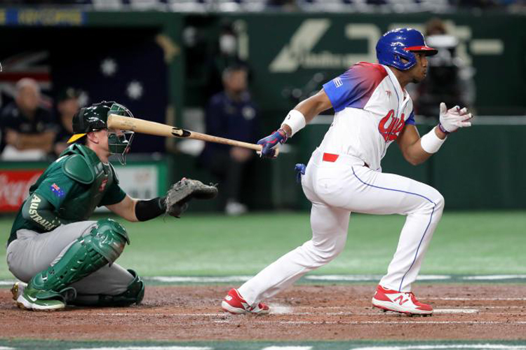 El Tokyo Dome se volvió cubano Guibert impulsó dos carreras que definieron el encuentro