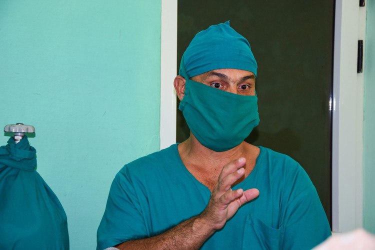 Centro de aislamiento: contra vientos y pandemias Carlos Fabián Sánchez Pérez, enfermero especializado en cuidados intensivos pediátricos.