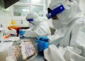 Laboratorio joven en Pinar del Río pero con resultados Bajo rigurosas medidas de seguridad se procesan cada día entre 600 y 650 pruebas.