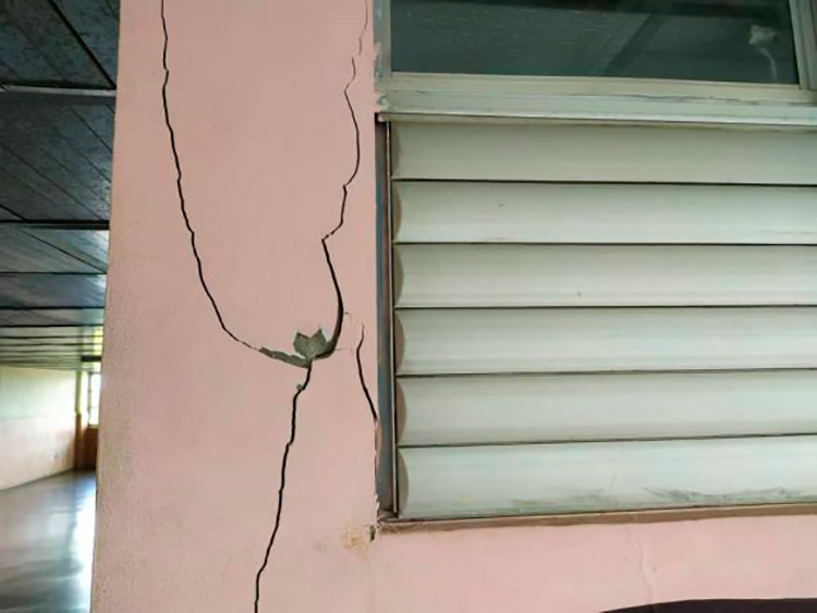 Reportan sismo perceptible en la provincia de Artemisa con una magnitud de 5,1 Registran daños en el hospital artemiseño Comandante Pinares. / Foto: Radio Artemisa.
