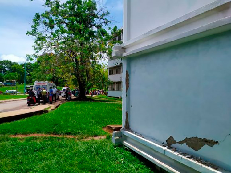 Reportan sismo perceptible en la provincia de Artemisa con una magnitud de 5,1 Registran daños en el hospital artemiseño Comandante Pinares. / Foto: Radio Artemisa.